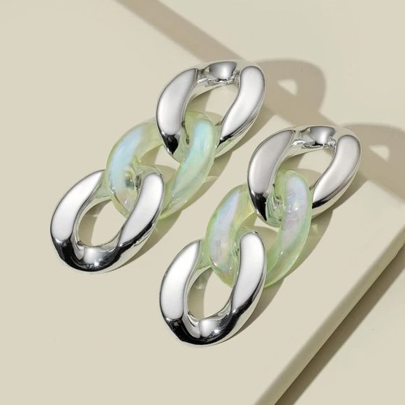 Kathrono Jewelry - 🎀 Awesome Large Metallic Iridescent Color Block Chainlink Stud Earrings 🎀